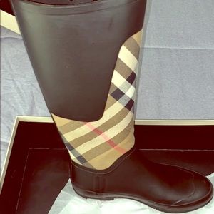 Burberry rain boots
